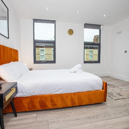 Stylish Stay Near The Stadium Walk To The Action Liverpool Exterior photo